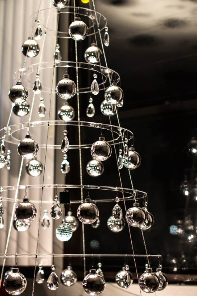 7.5ft Decorated Hanging Tree Modern Christmas Trees