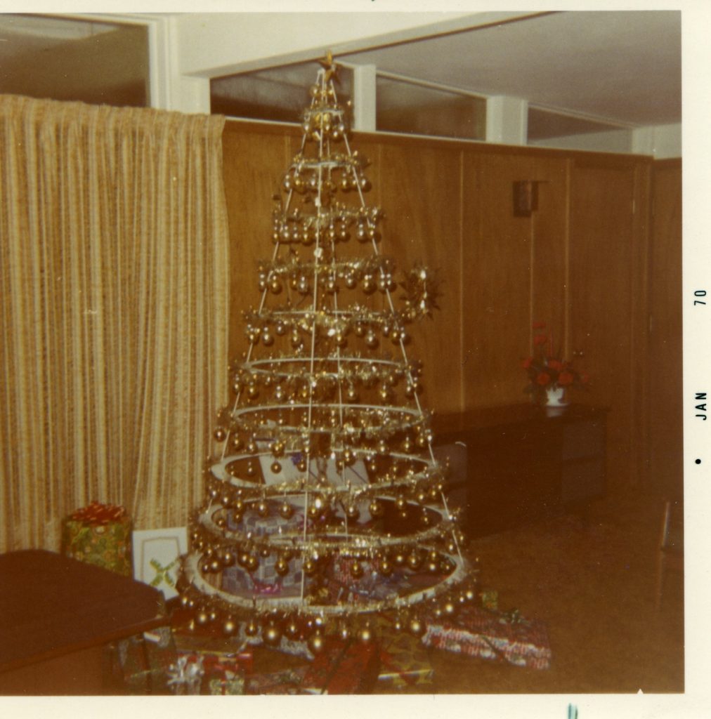 scan010-1012×1024